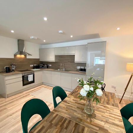 High Street, Stylish City Centre Apartment, 3 Bed Perth Dış mekan fotoğraf